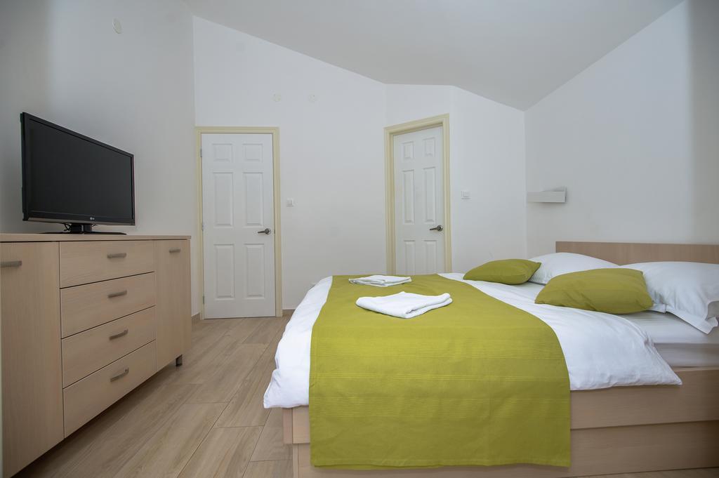Apartments Beach Makarska Rum bild